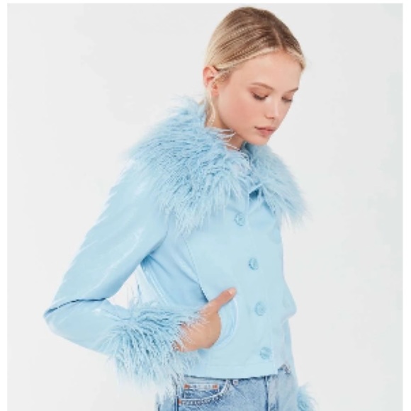 Urban Outfitters Jackets & Blazers - NWT UO URBAN OUTFITTERS MIA FAUX FUR JACKET IN BLUE. SIZE M. Comes w/ button.